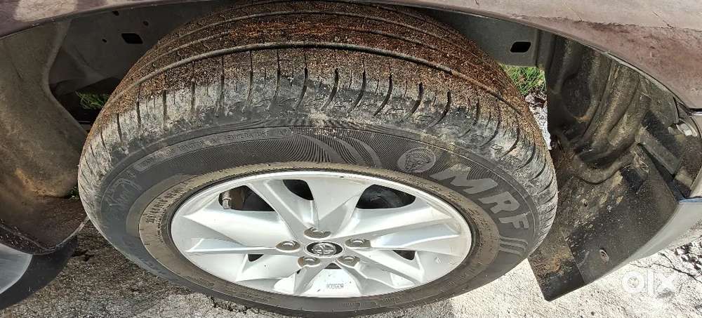 2018 Toyota Innova Crysta Gx Manual Diesel