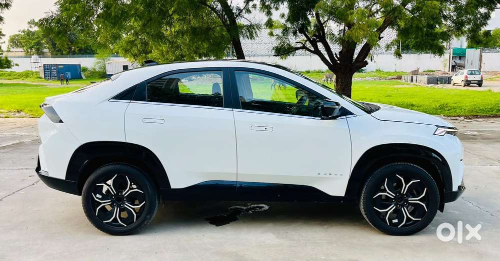 Tata Curvv Accom + A Dmt, 2025, Diesel
