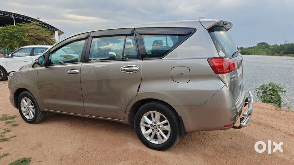 Toyota Innova Crysta 2.4 G Plus Mt 8s, 2019, Diesel