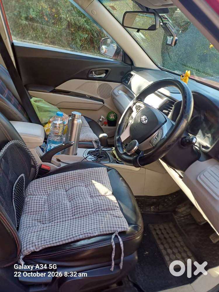 Mahindra Xuv300 W8 Automatic Diesel