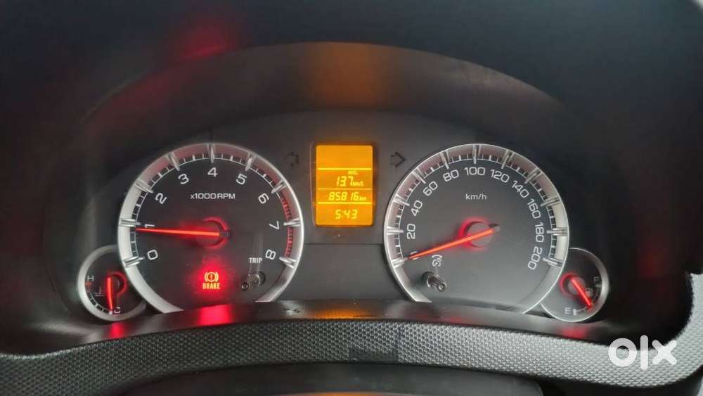 Maruti Suzuki Swift Vxi, 2015, Petrol