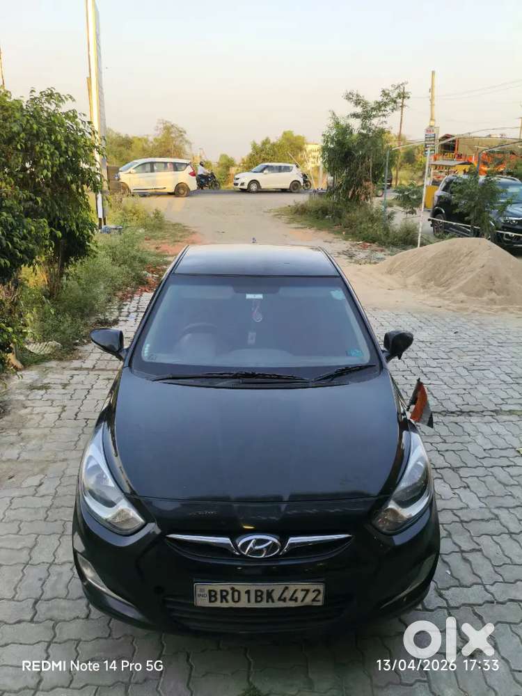 Hyundai Verna 2012 Petrol Well Maintained