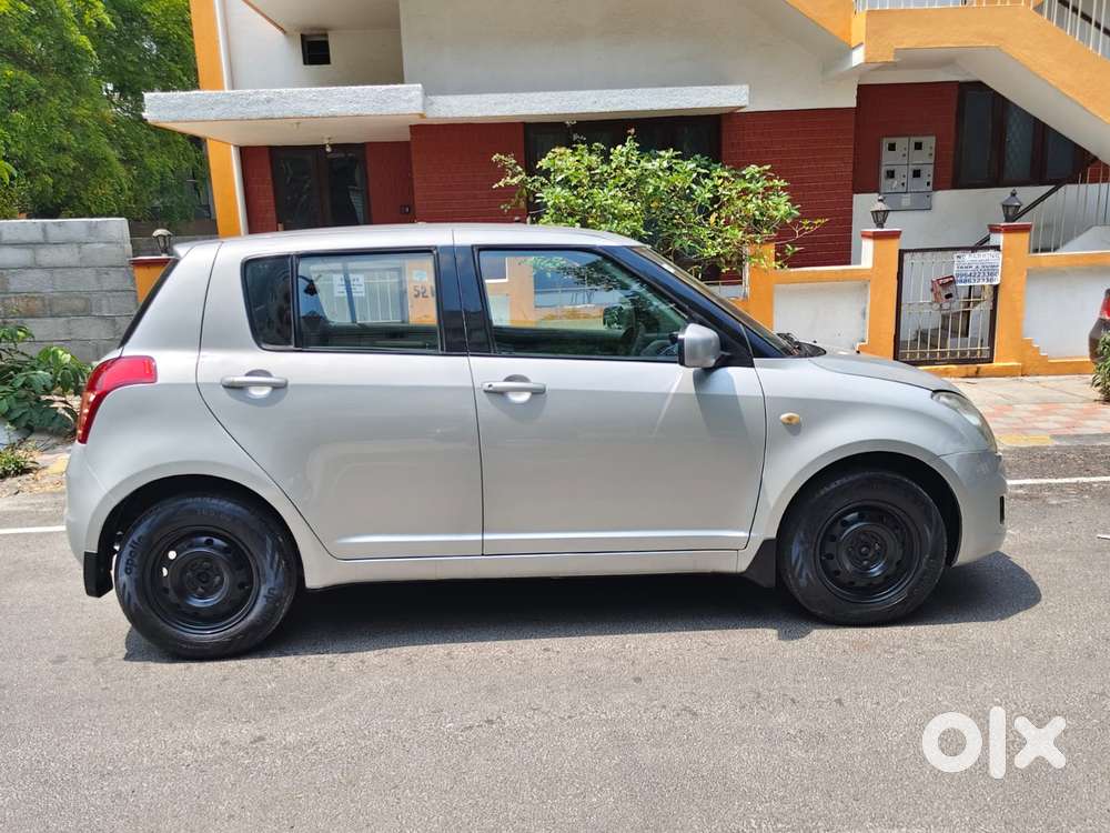 Maruti Suzuki Swift Vxi + Manual, 2008, Petrol