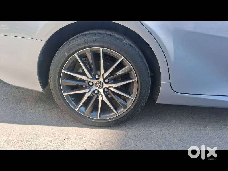 Toyota Camry Hybrid, 2022, Petrol