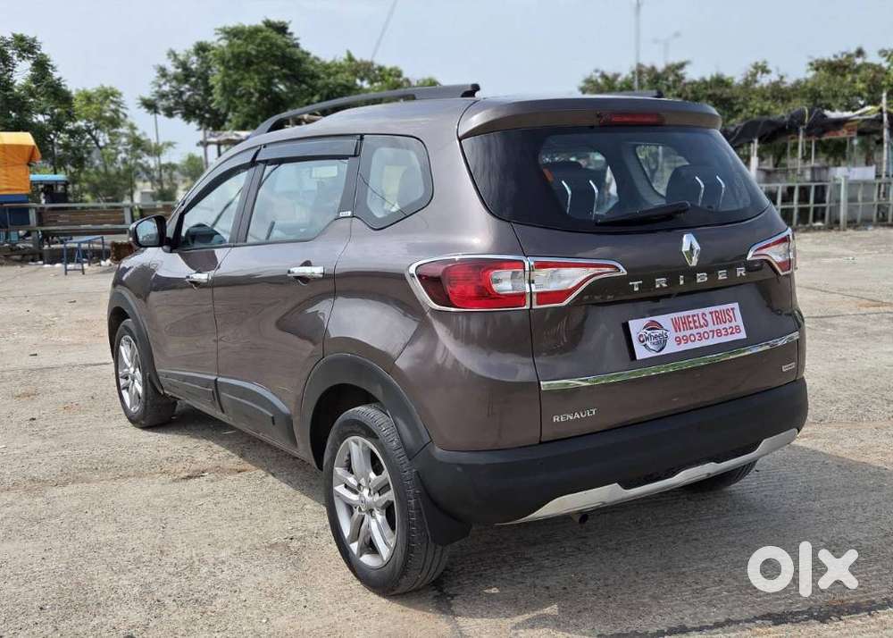 Renault Triber Rxz, 2021, Petrol