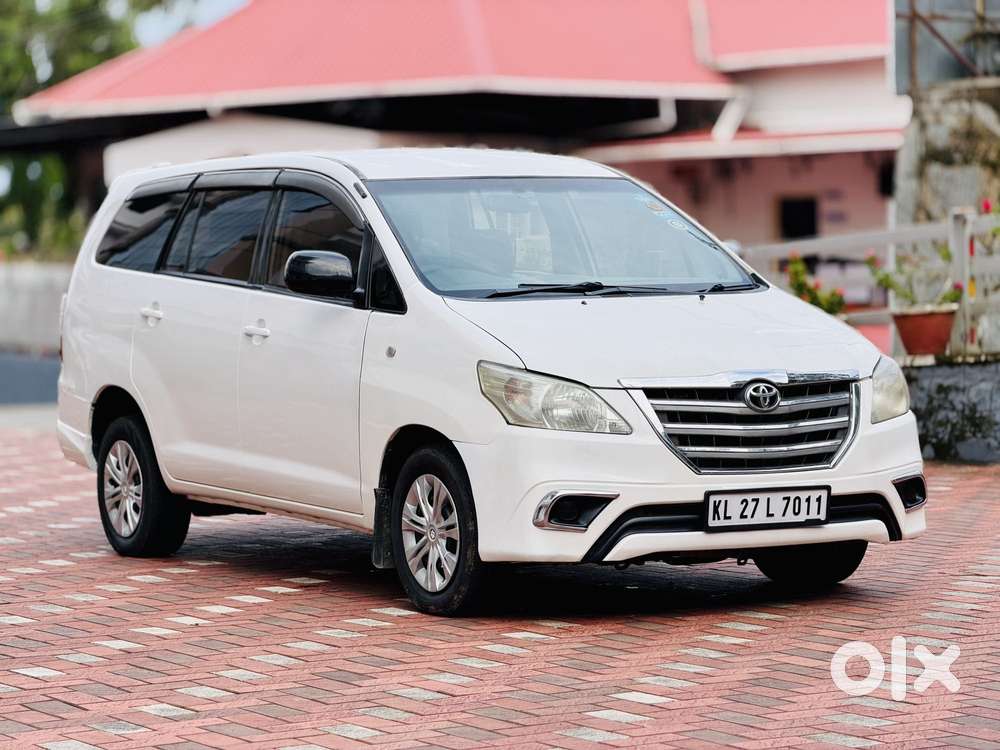 Toyota Innova 2.5 G (diesel) 7 Seater Bs Iv, 2013, Diesel
