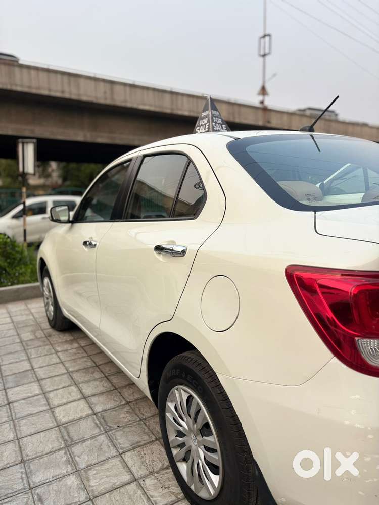 Maruti Suzuki Swift Dzire Vxi(o) Mt, 2022, Petrol