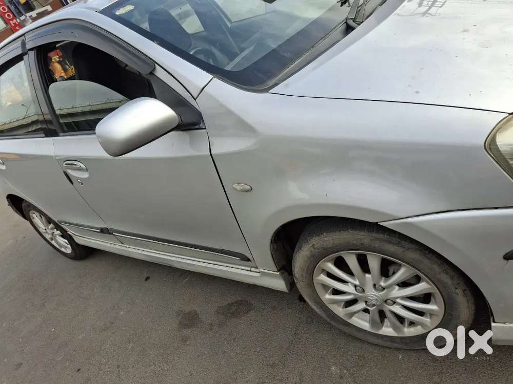 Toyota Etios Liva 2011 Petrol Well Maintained