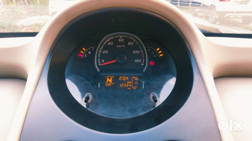 Tata Nano Xta, 2016, Petrol