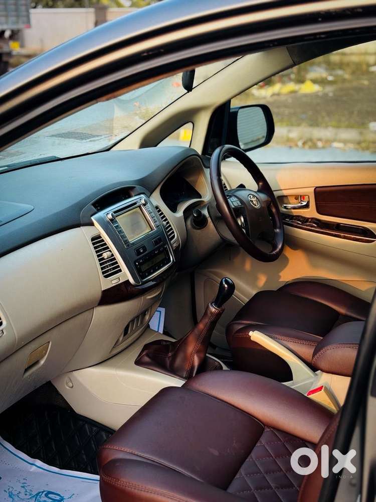 Toyota Innova 2.5 V 7 Str, 2012, Diesel