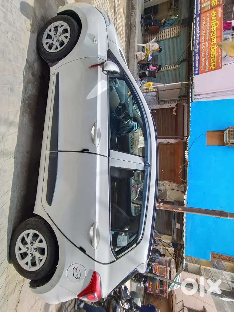 Hyundai Grand I10 2018 Car
