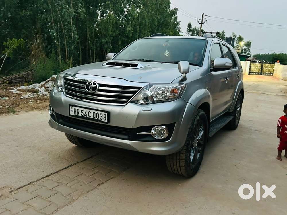Toyota Fortuner Diesel 2015 Km