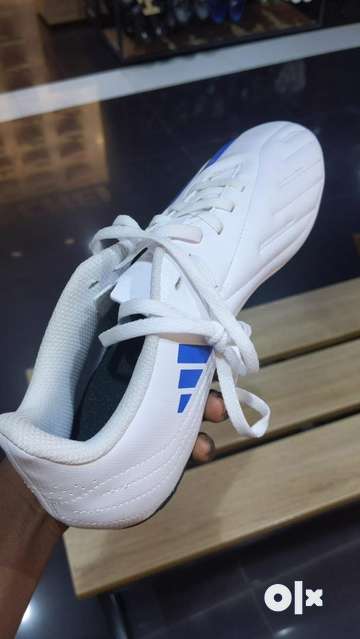 Football trainers 2024 size 7