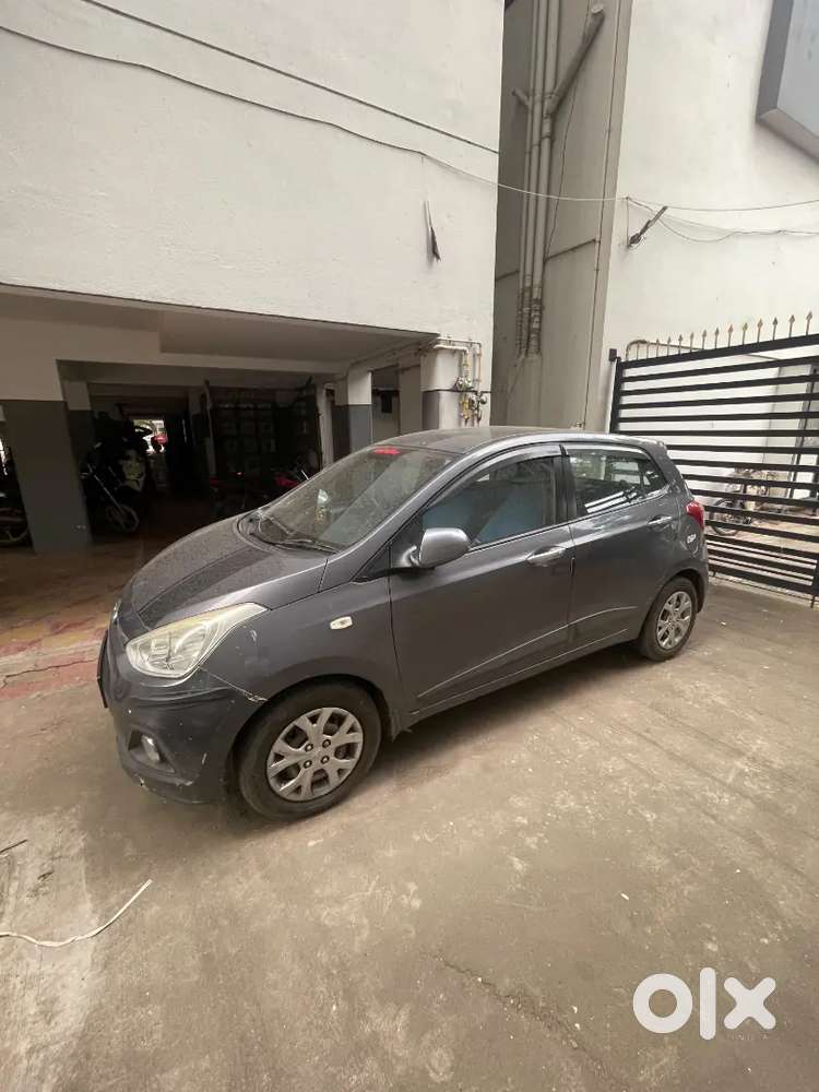 Hyundai Grand I10 2016 Petrol Well Maintained
