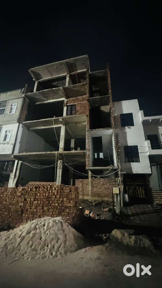 Approx 3000 Sq Ft Commercial Hall for Rent &ndash; Ground + First Floor