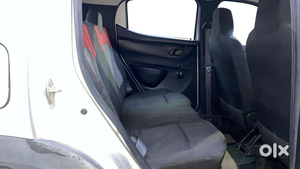 Renault Kwid 1.0 Rxt Amt Opt, 2018, Petrol