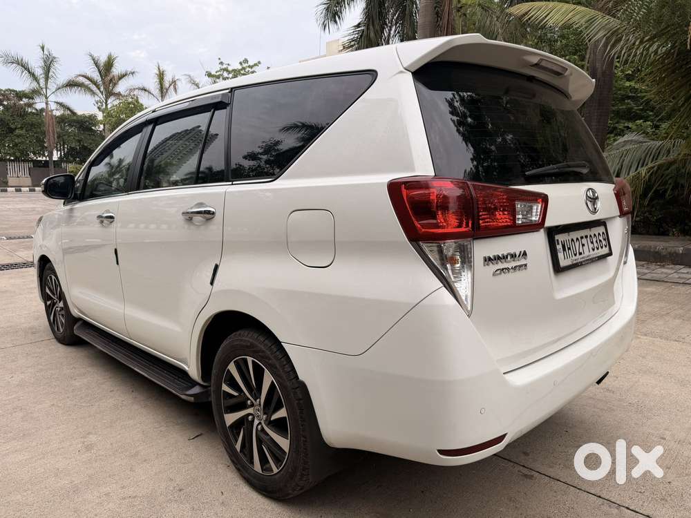 Toyota Innova Crysta 2.8 Zx At 7 Seater, 2022, Diesel