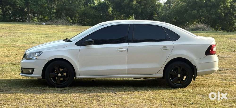 Skoda Rapid 1.5 Tdi At Ambition, 2016, Diesel