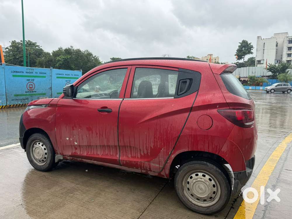 Mahindra Kuv 100 G80 K2, 2017, Petrol