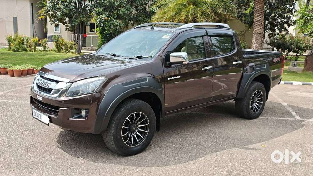 Isuzu V-cross Z 4x4 Mt, 2017, Diesel