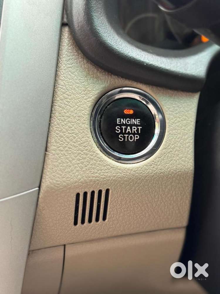 Toyota Corolla Altis Cng & Hybrids Good Condition