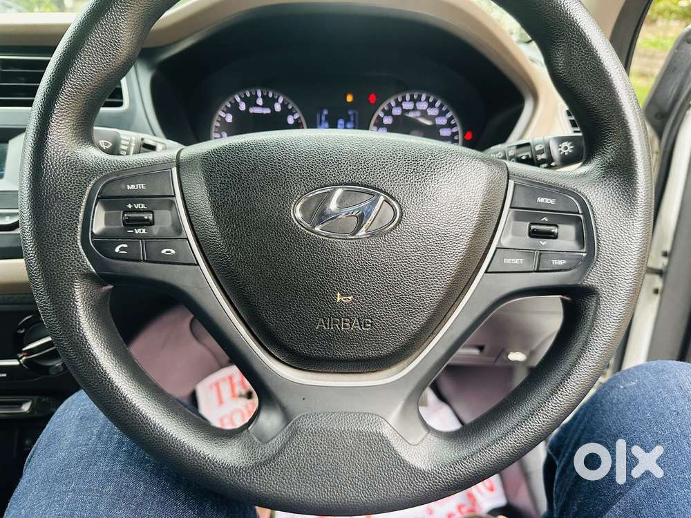 Hyundai I20 Sportz 1.2 Bs-iv, 2018, Petrol