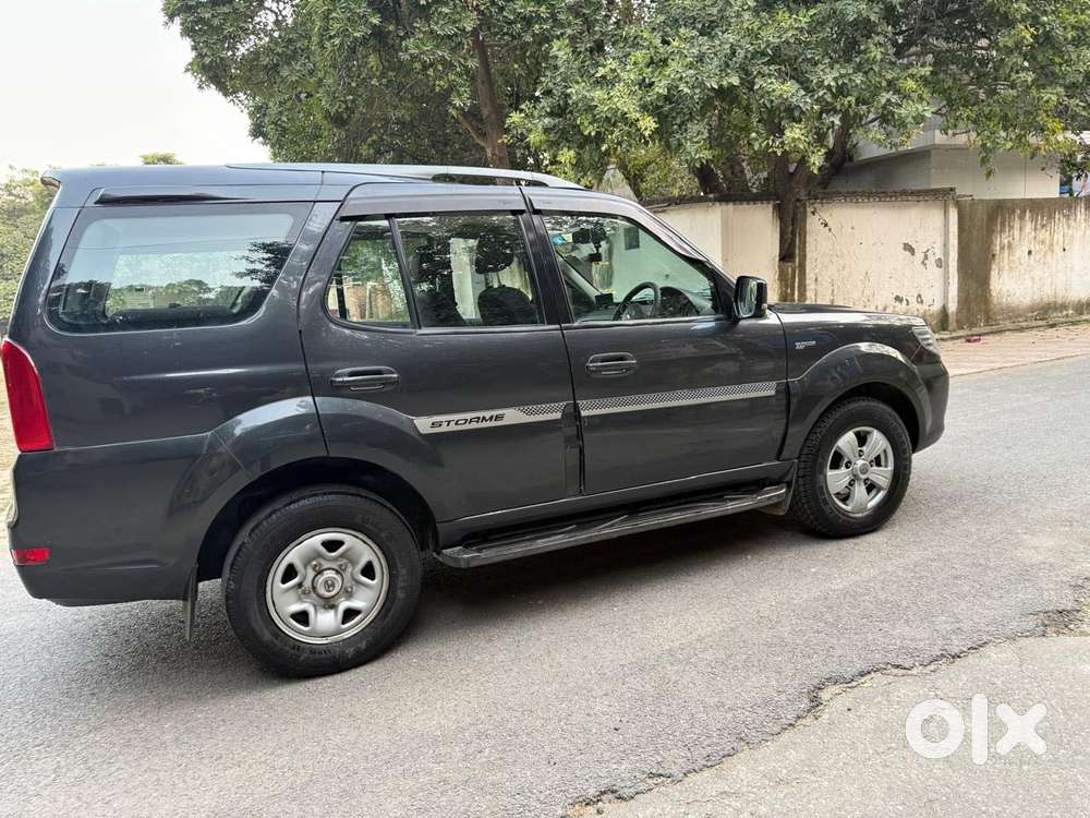 Tata Safari Storme Vx, 2018, Diesel