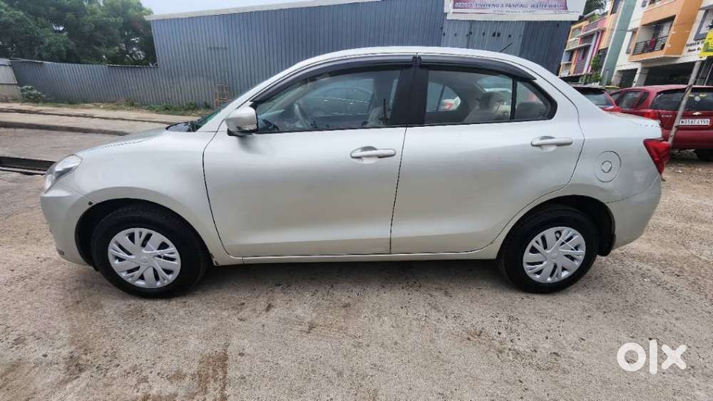 Maruti Suzuki Swift Dzire 1.3 Vxi, 2020, Petrol