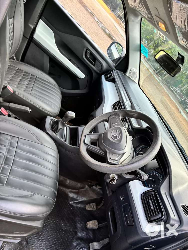Tata Punch Pure, 2022, Petrol