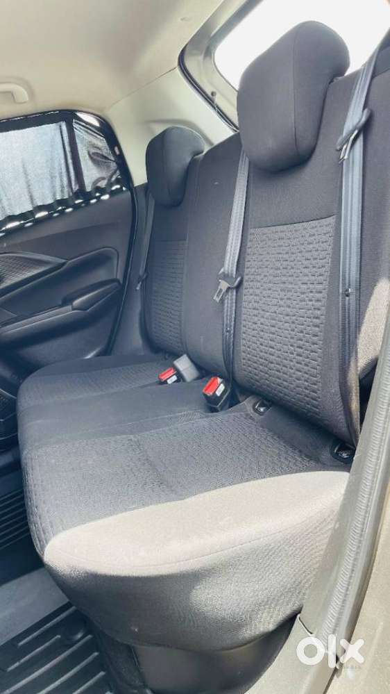 Maruti Suzuki Swift Zxi Plus, 2025, Petrol