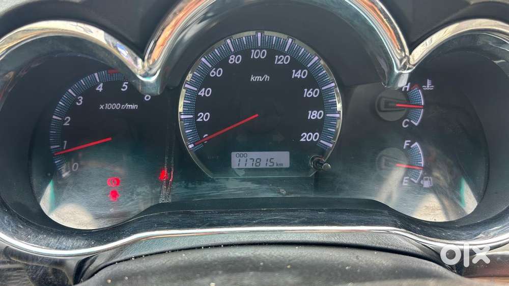 Toyota Fortuner 4x2 Manual, 2014, Diesel