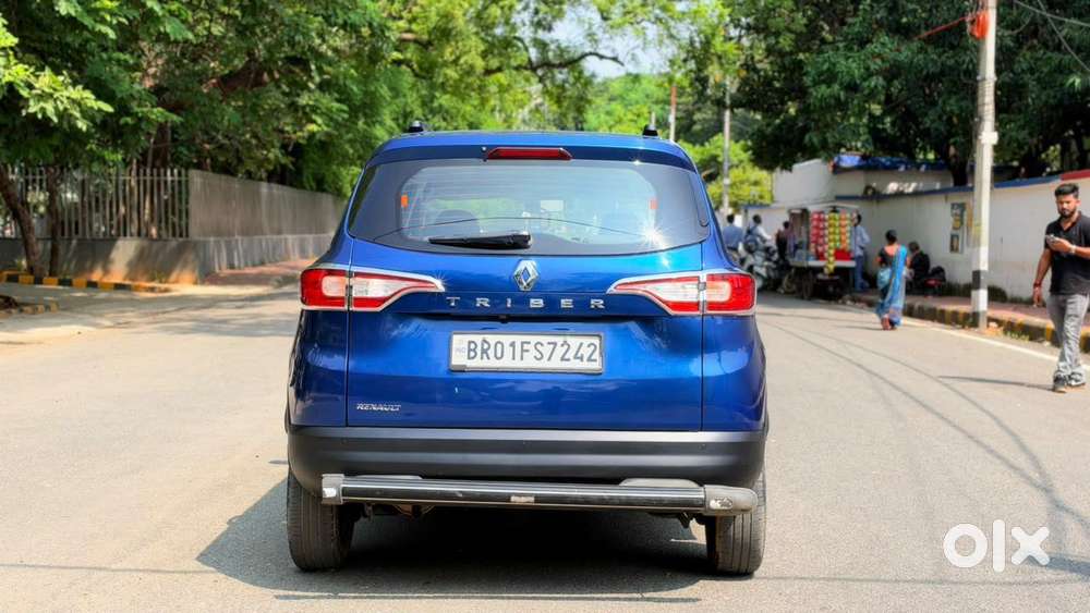 Renault Triber Rxz, 2022, Petrol