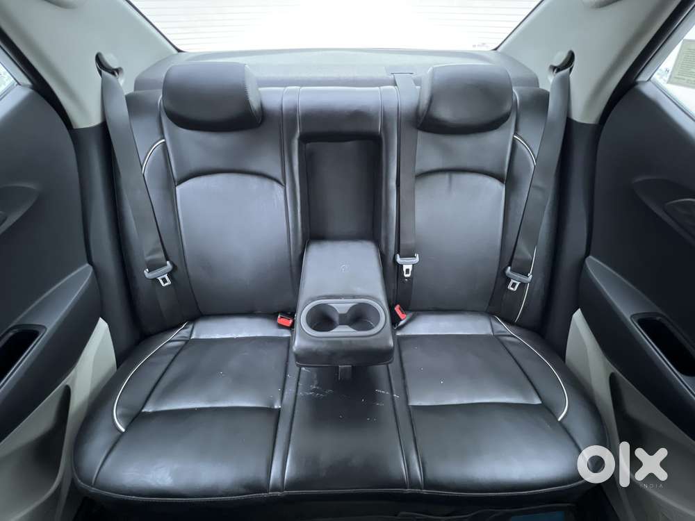 Hyundai Aura 1.2 Sx Cng, 2023, Cng & Hybrids