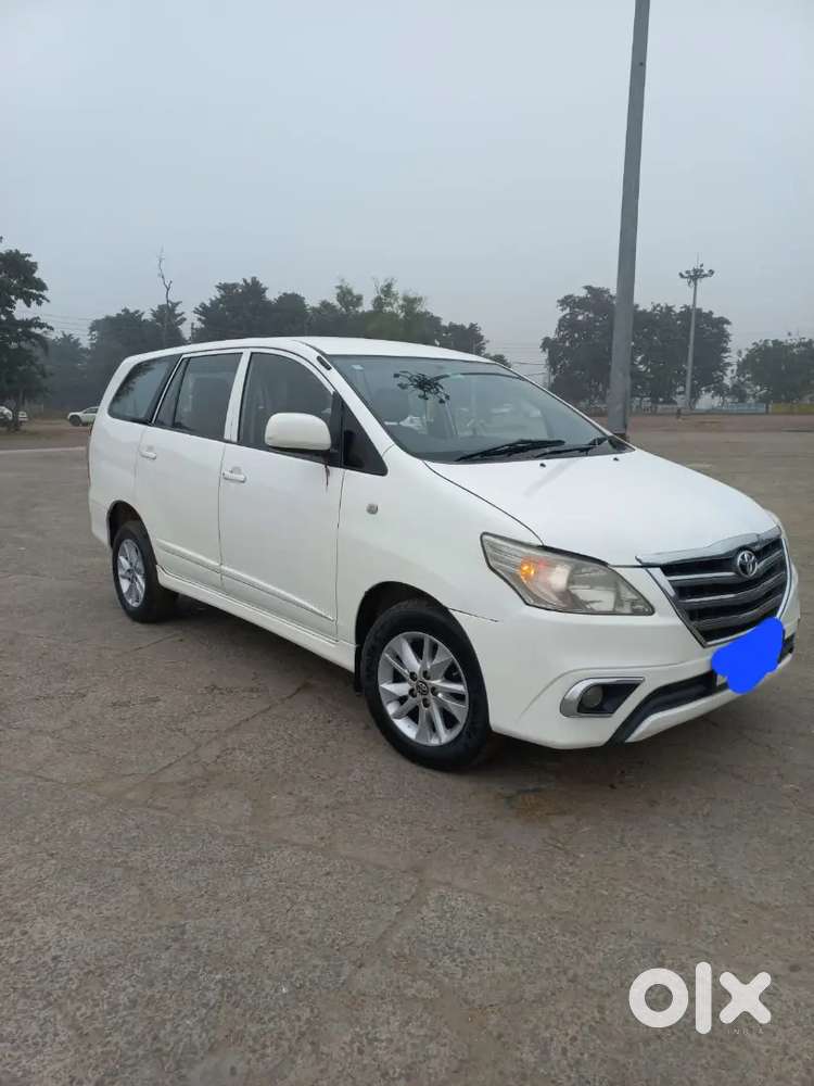 Toyota Innova 2016 Diesel Well Maintained