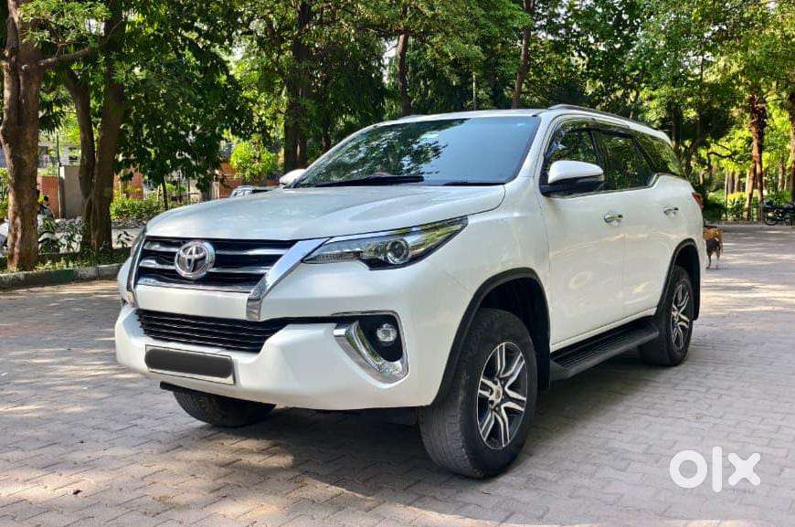 Toyota Fortuner 4x2 At 2.8 Diesel, 2019, Diesel