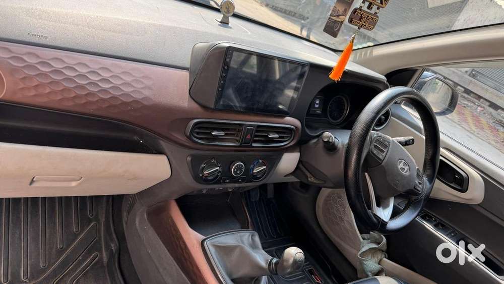 Hyundai Aura 2023 Cng & Petrol Well Maintained