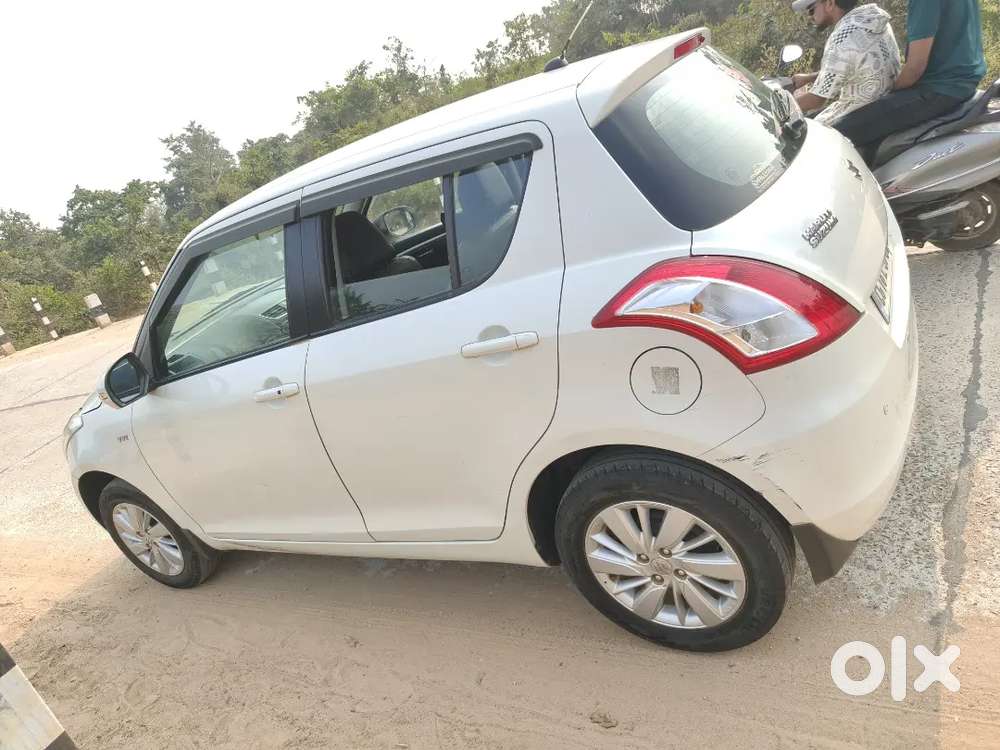 Maruti Suzuki Swift 2016 Petrol 75400 Km Driven