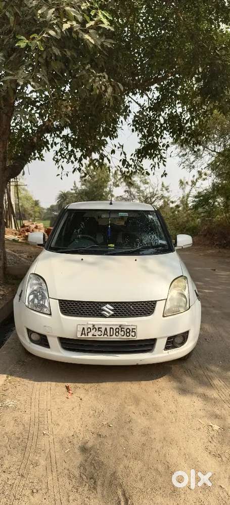Maruti Suzuki Swift 2010 Diesel 210000 Km Driven
