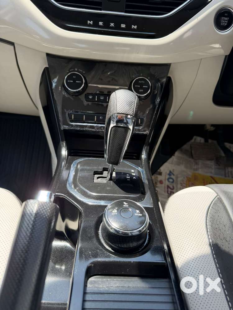 Tata Nexon 1.2 Revotron Xza Plus, 2023, Petrol