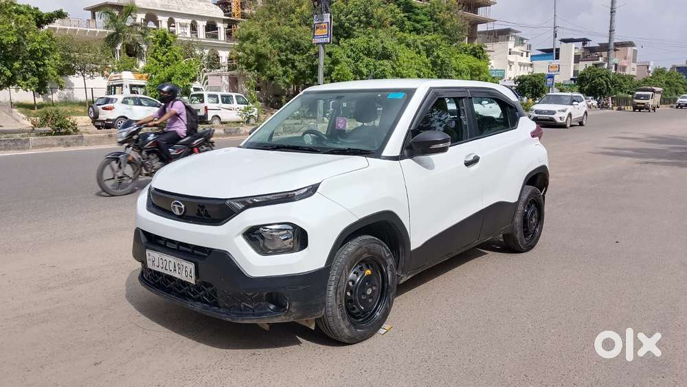 Tata Punch Pure, 2022, Petrol