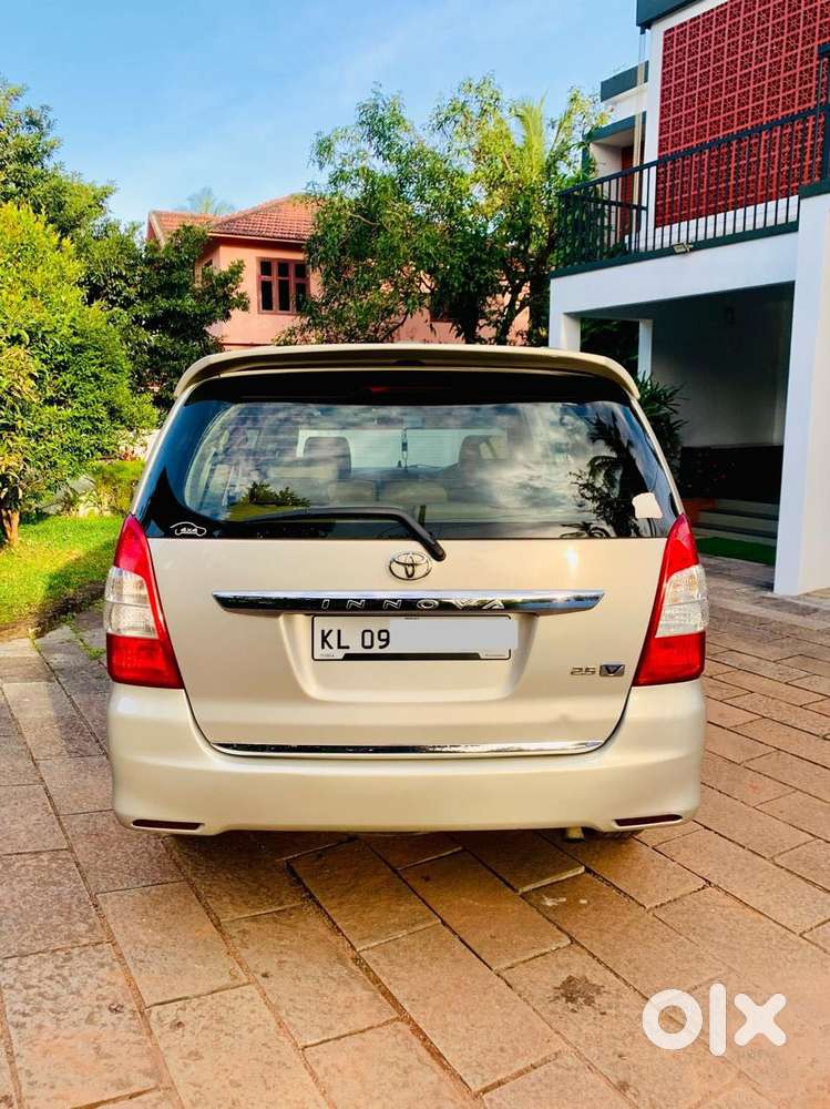 Toyota Innova 2.5 Vx 8 Str, 2013, Diesel