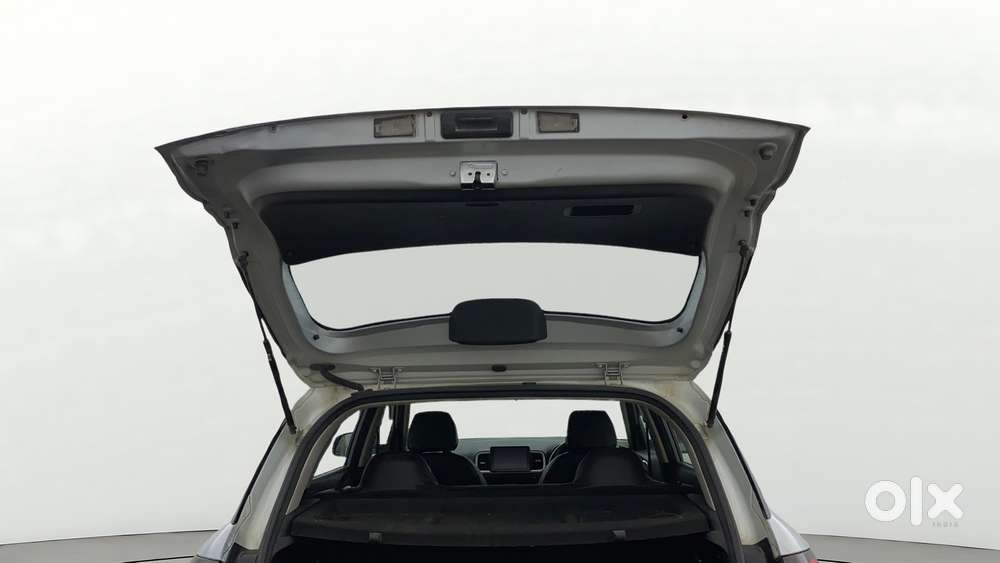 Hyundai Venue [2022-ongoing] 1.2 S, 2023, Petrol