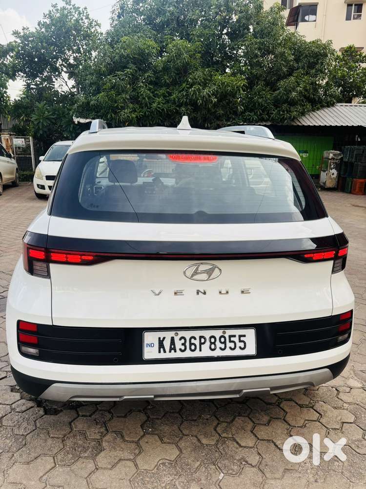 Hyundai Venue 1.2 S (o), 2023, Petrol