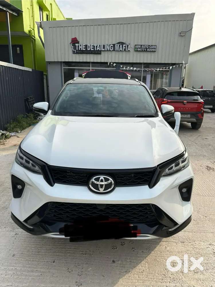 Toyota Fortuner Legender 4x4 2024 Vip Number 6999