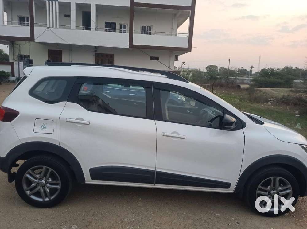 Renault Triber Petrol 2022