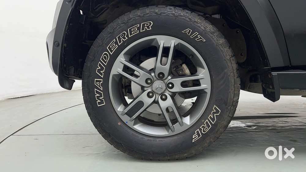 Mahindra Thar 2.0 Lx Hard Top Petrol At 4 Rwd, 2023, Petrol