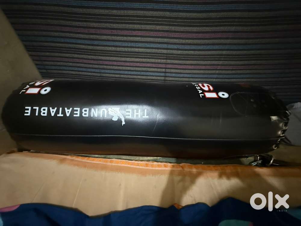 Selling my USI Professional Heavy Duty Boxing Punching Bag