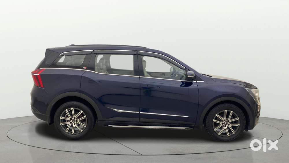 Mahindra Xuv700 2.2 Ax 7 Diesel At Luxury Pack Str Awd, 2022, Diesel