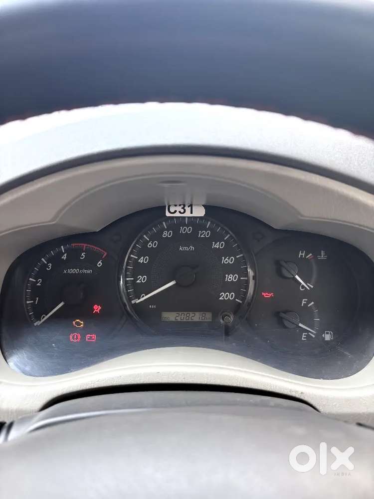 Toyota Innova 2.5 2014