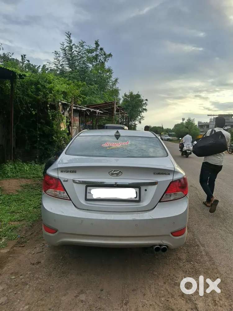 Hyundai Verna 1.6 Ex 2012